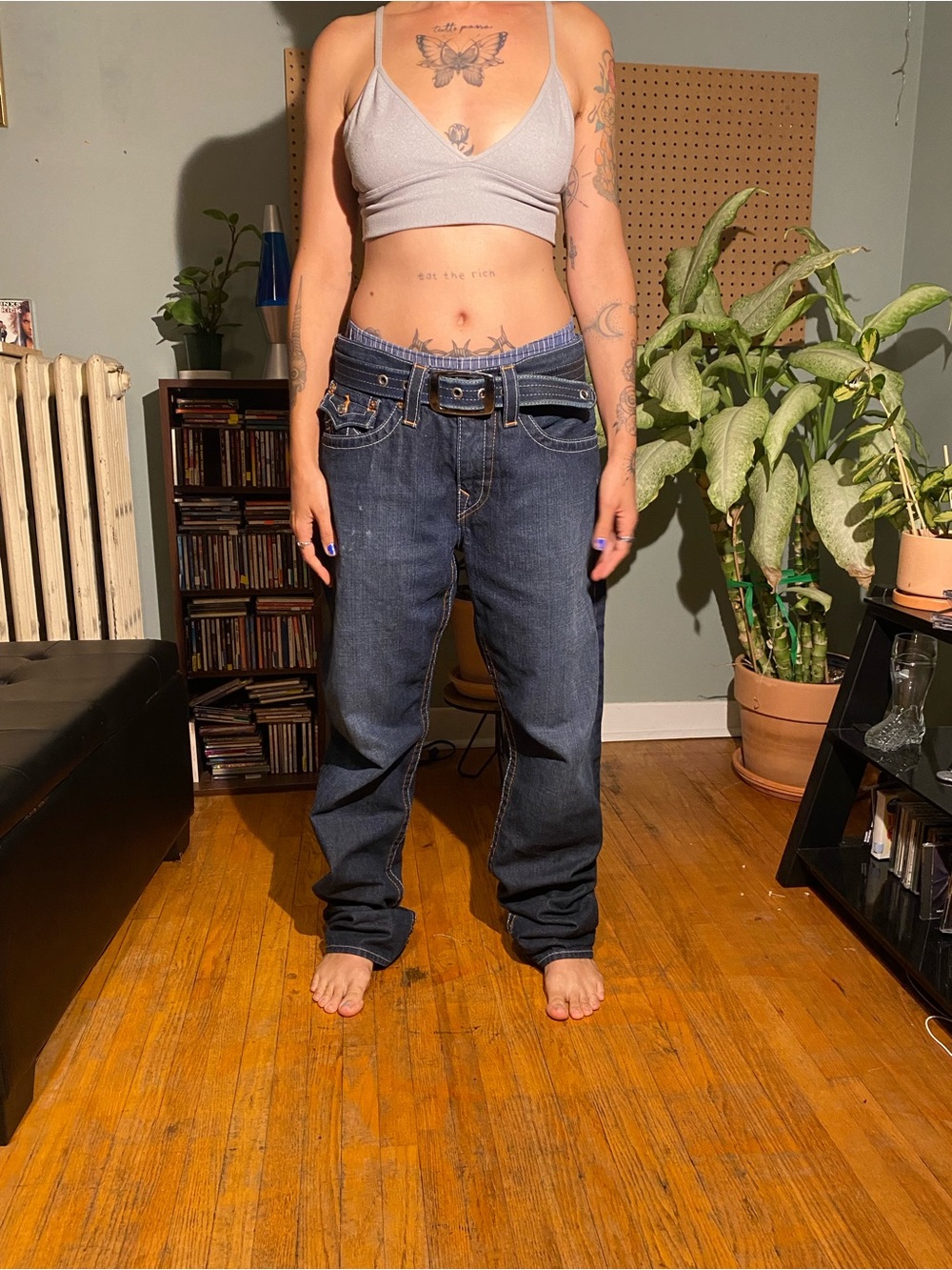 True Religion Men's Dark Indigo Relaxed Jeans with Signature Horseshoe - Picture 2 of 4